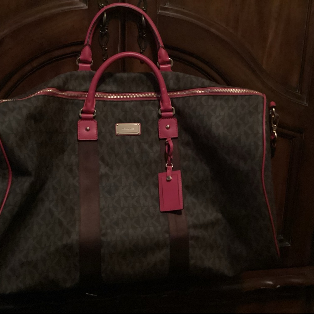 Michael Kors Jet Set Travel Logo Duffel Bag (Brown/Ultra Pink)